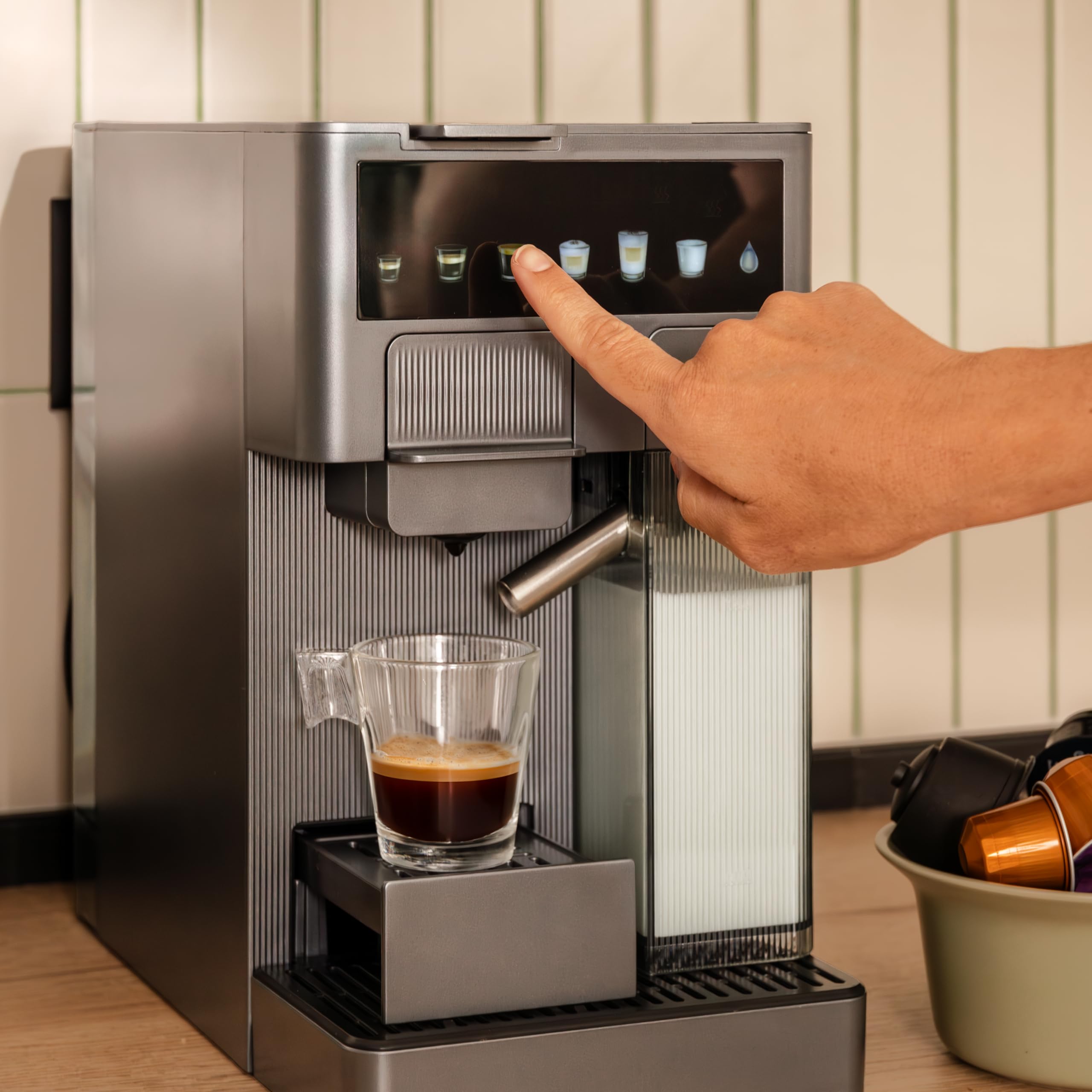 Cafetières à Capsules FreeStyle Latte T. Cafetière multifonctionnelle,1350 W avec réservoir de 400 ml